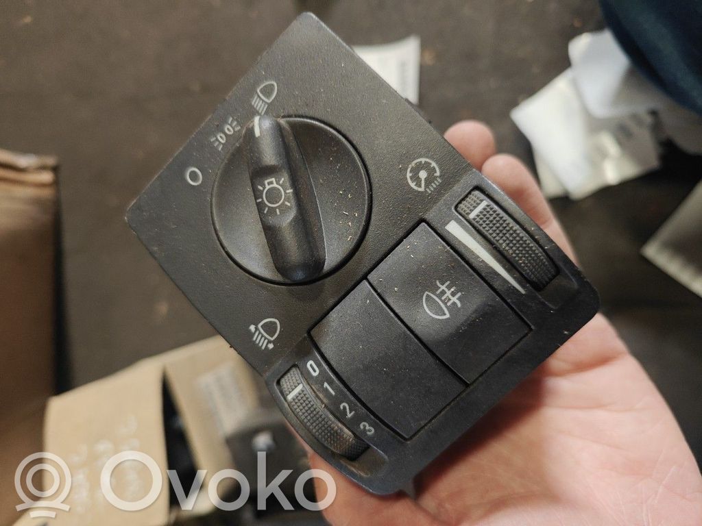 Opel Corsa C Light switch 