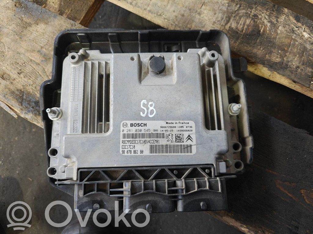 Engine control unit/module   EDC17C10