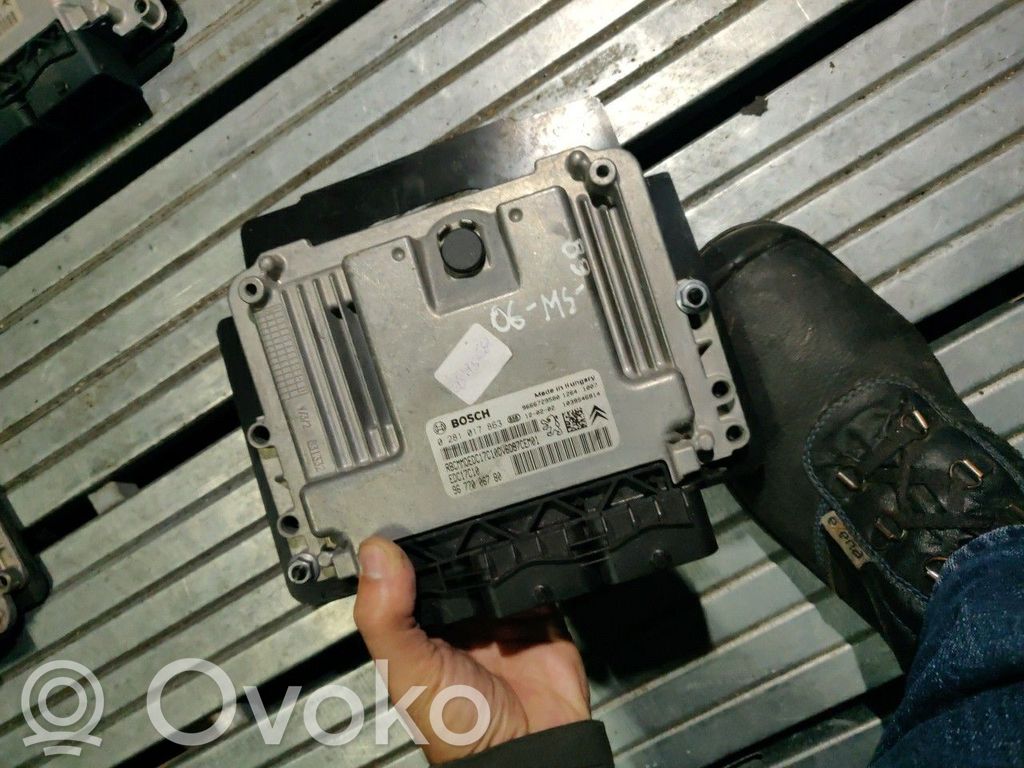 Engine control unit/module   CITROENC32