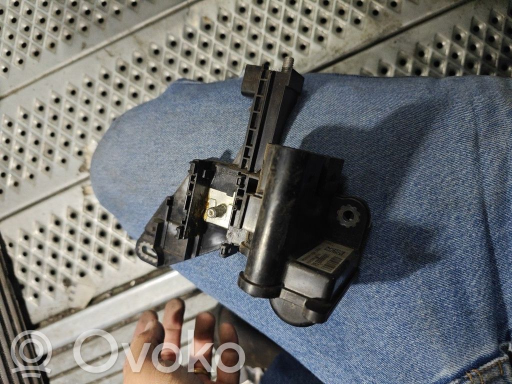 BMW 1 F20 F21 Moduł sterowania ładowania akumulatora 