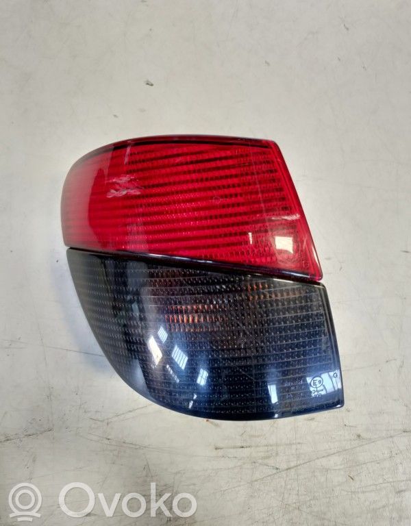 Peugeot 406 Luces portón trasero/de freno 