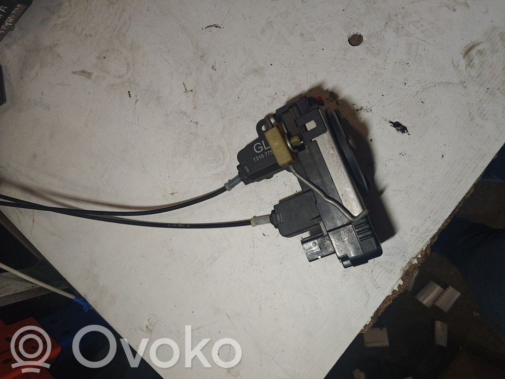 Opel Corsa D Etuoven lukko 
