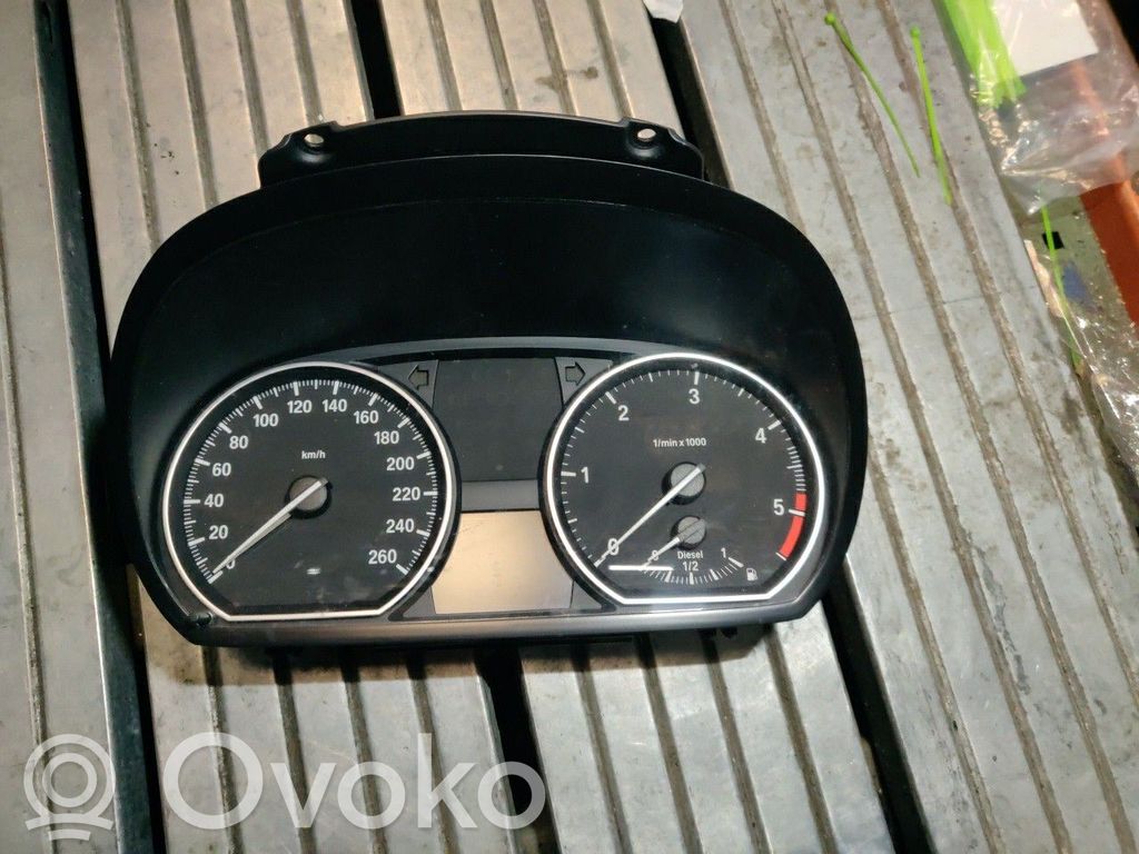 BMW 1 E81 E87 Licznik / Prędkościomierz 