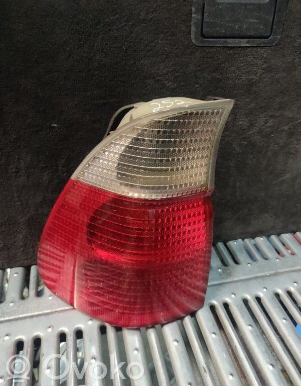Tailgate rear/tail lights   6902093,252,BRANCO,PISCA,X3E53