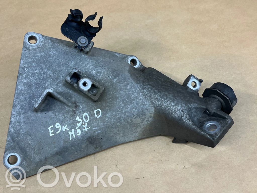 Engine mounting bracket   676031105,24168110