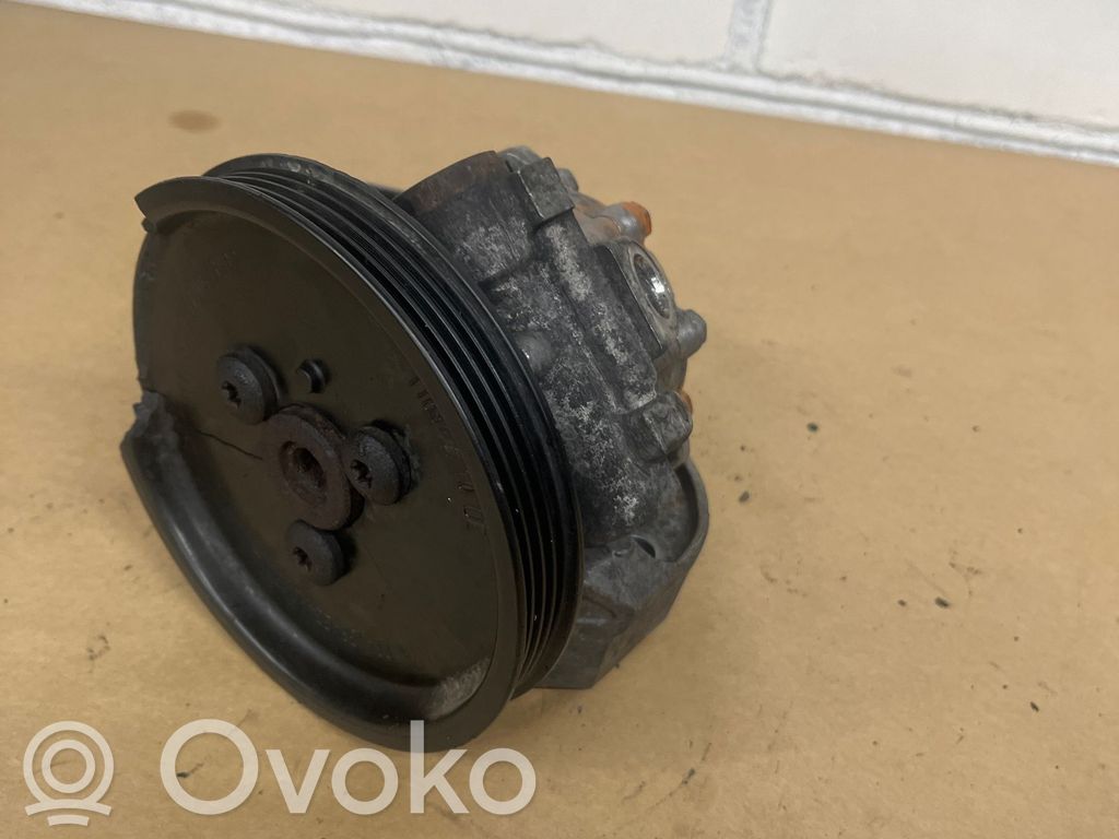 Ohjaustehostimen pumppu   91128