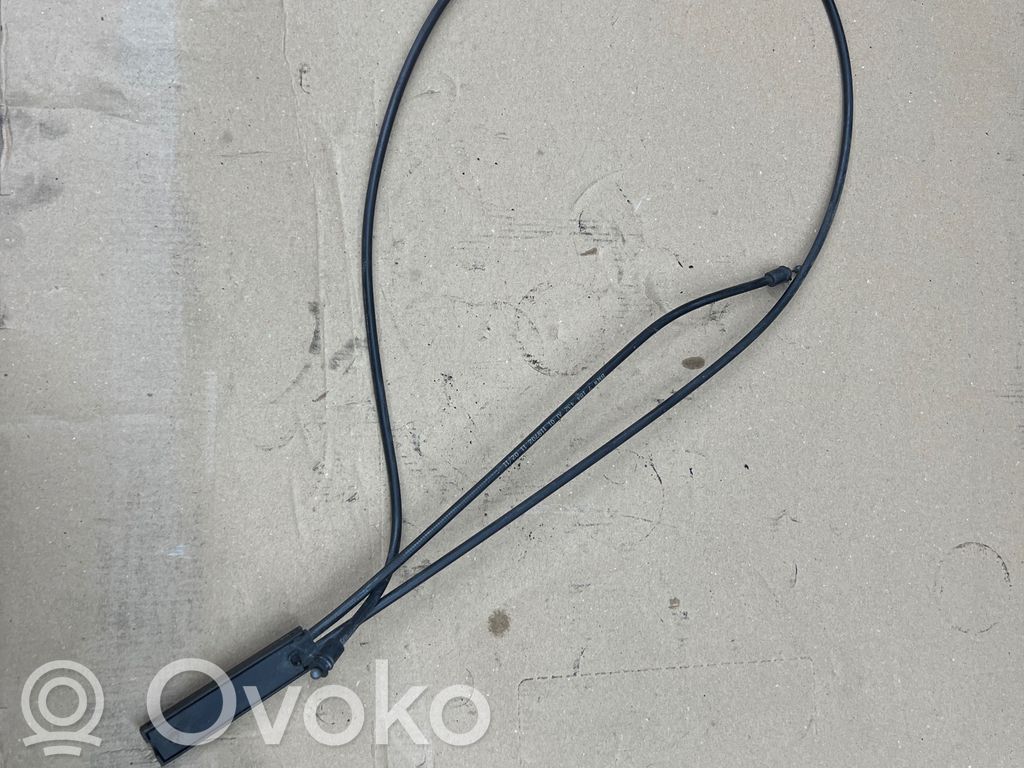 Système poignée, câble pour serrure de capot   7184432