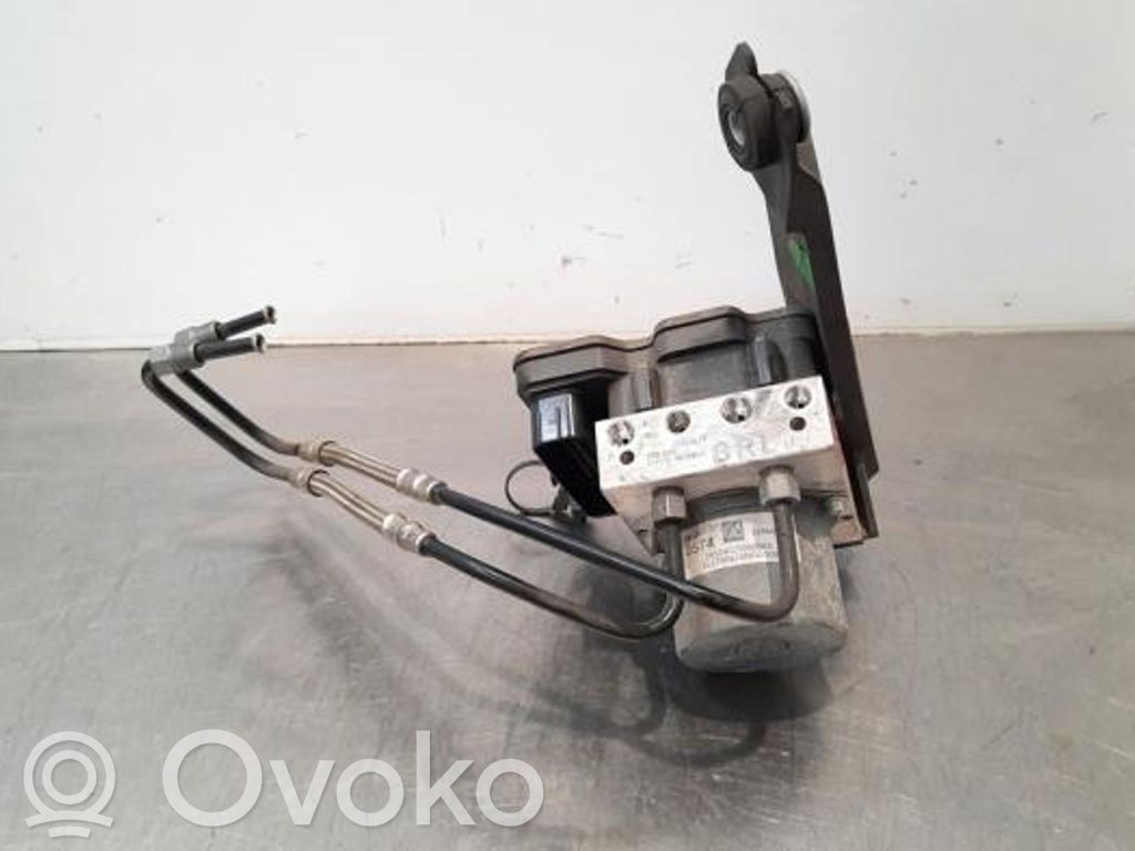 Opel Astra K ABS-pumppu 