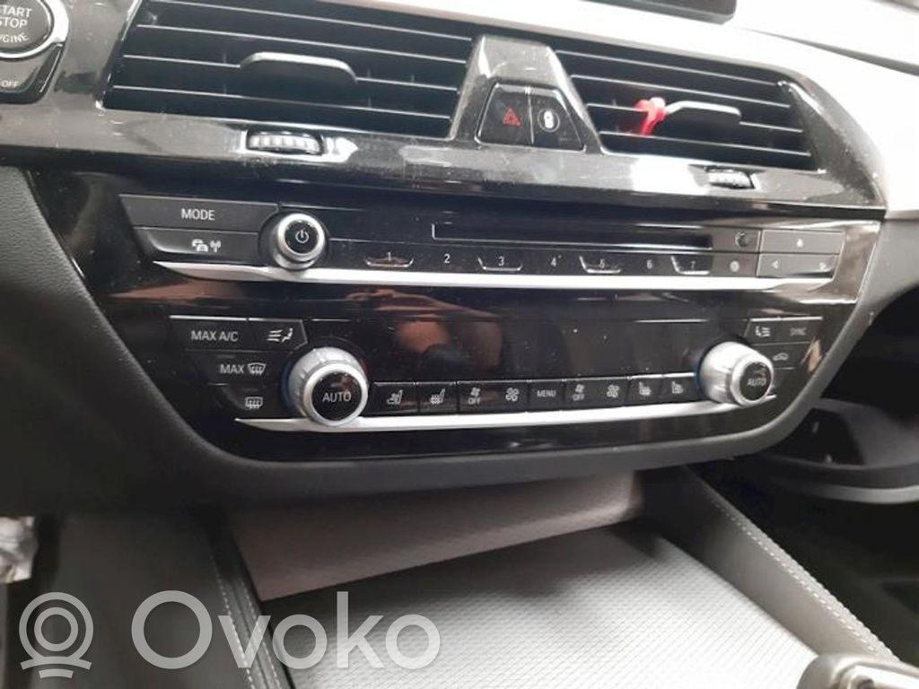 BMW 5 G30 G31 G38 Panel klimatyzacji 