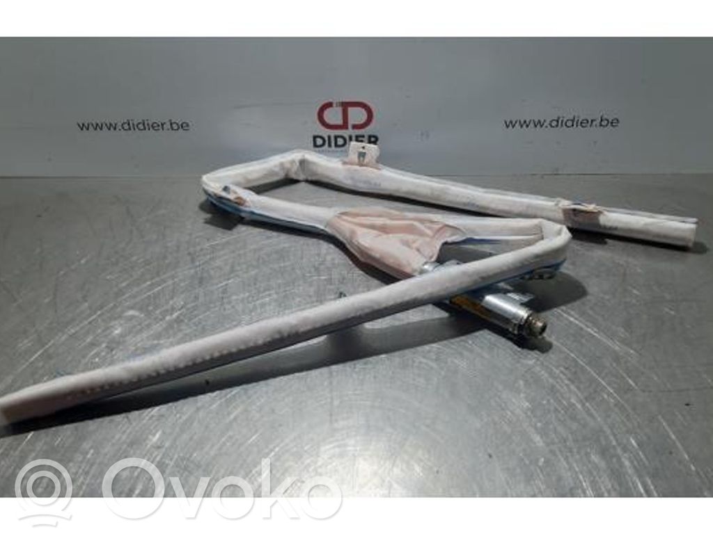 BMW 2 F46 Airbag cortină