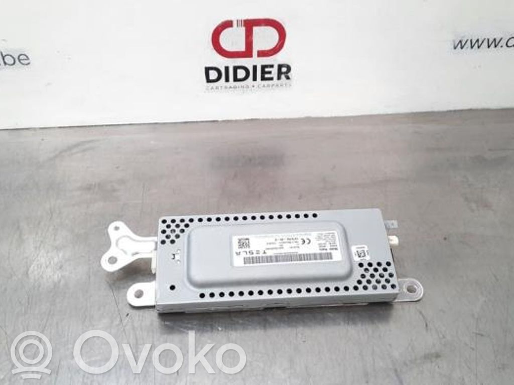 Tesla Model 3 Panel / Radioodtwarzacz CD/DVD/GPS 