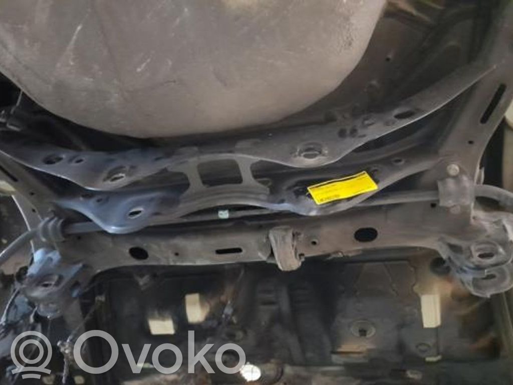 KIA Optima Priekinis traversas 