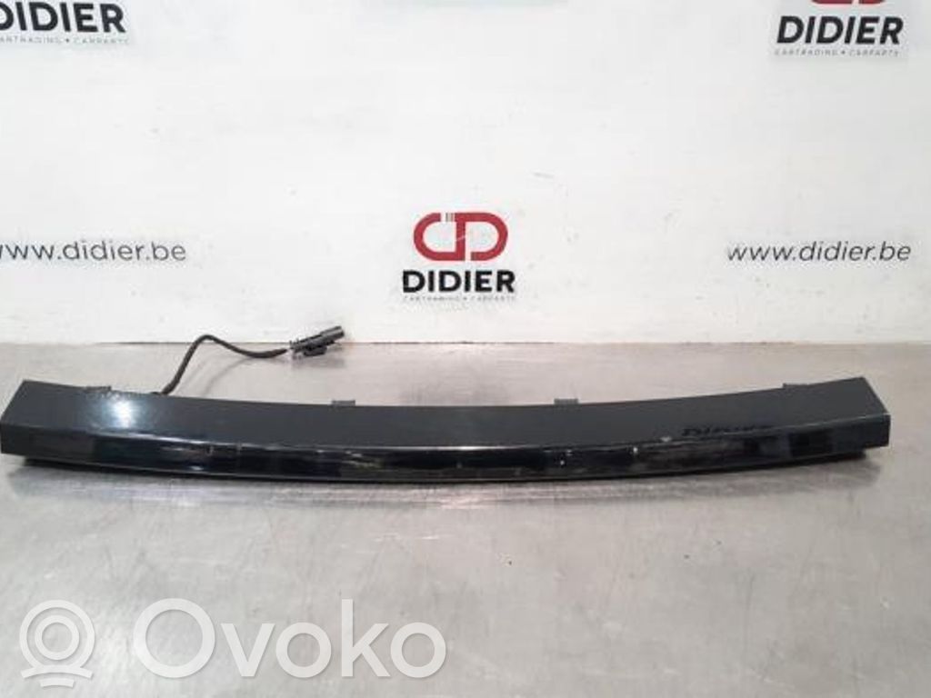 Land Rover Discovery 5 Lampă frână centrală 