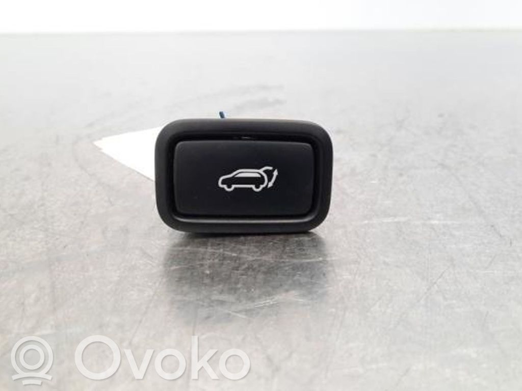 KIA Pro Cee'd III Interruptor de apertura del maletero/compartimento de carga