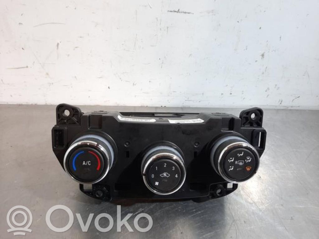 Climate control unit   42479608