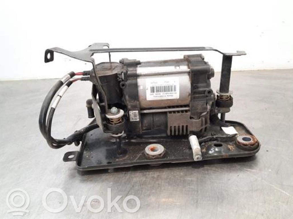 Volvo XC90 Air suspension compressor/pump 