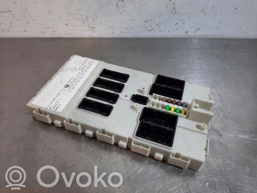 BMW 1 F20 F21 Sicherungskasten komplett 
