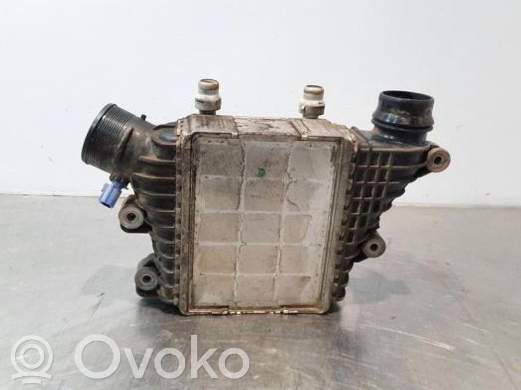 Land Rover Evoque I Chłodnica powietrza doładowującego / Intercooler 