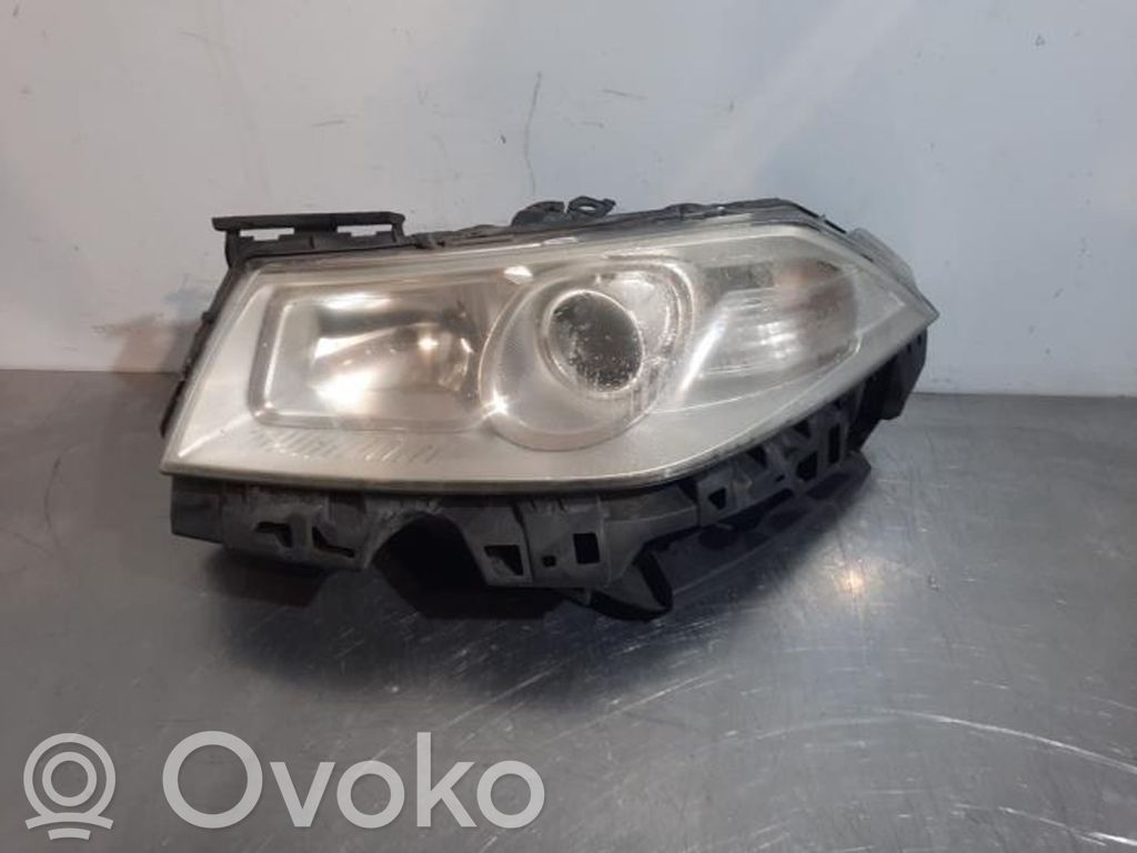 Renault Megane II Phare frontale 