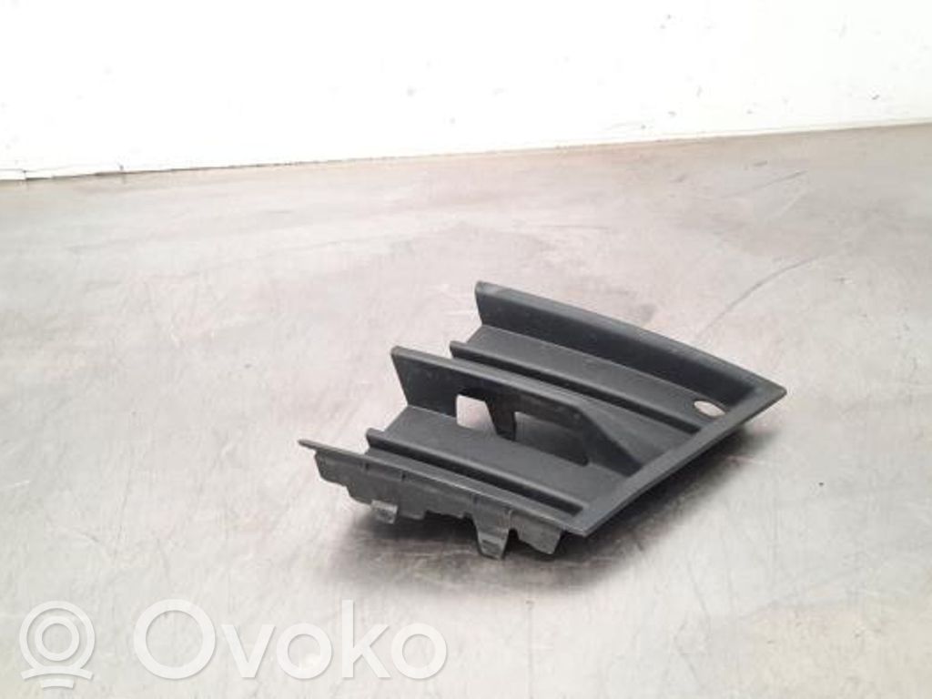 Skoda Fabia Mk3 (NJ) Narożnik zderzaka przedniego 