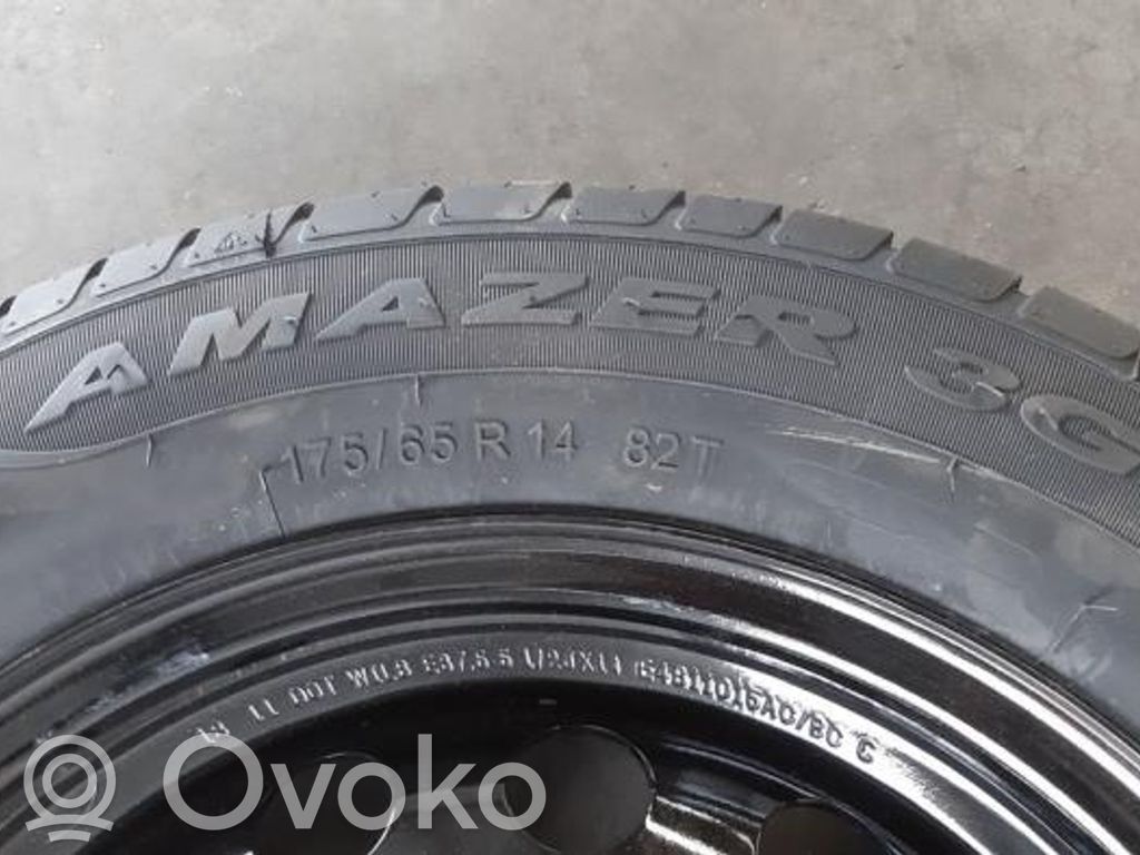 R16 rezerves ritenis