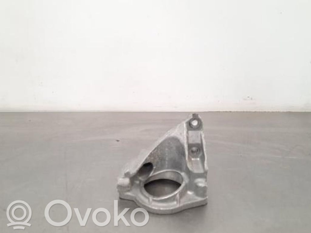Mercedes-Benz A W177 Staffa del cuscinetto di supporto dell’albero di trasmissione