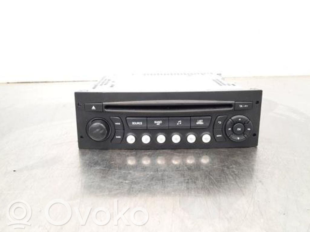 Radio / CD-Player / DVD-Player / Navigation   98032839XT