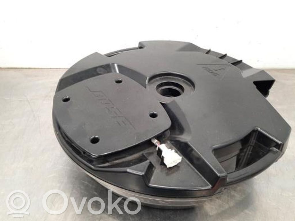 Audi Q3 8U Etuoven kaiutin