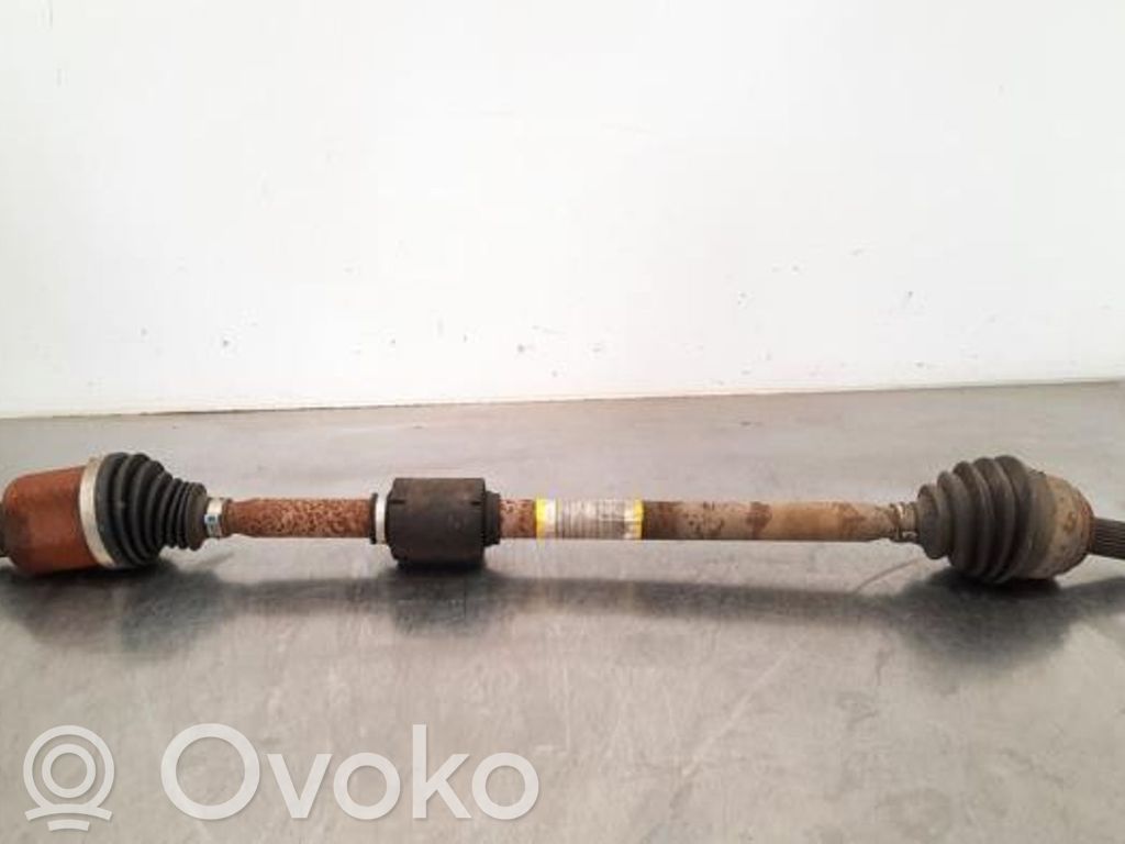 Ford Transit Courier Priekinis pusašis 