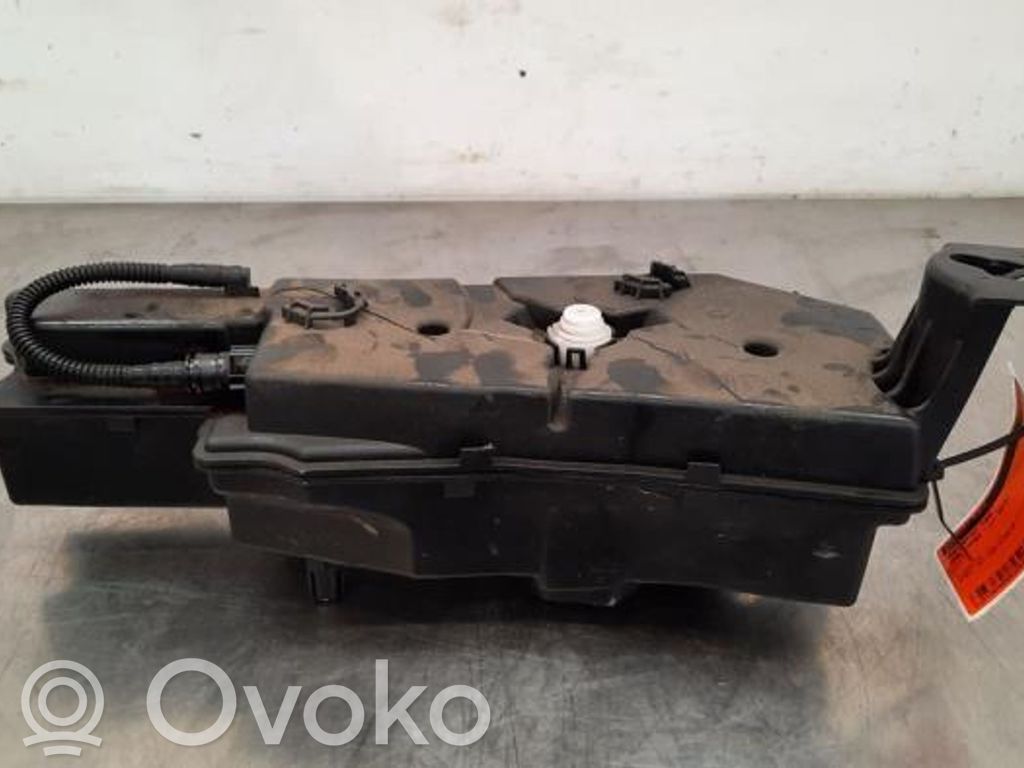 Opel Combo E FAP fluid tank 