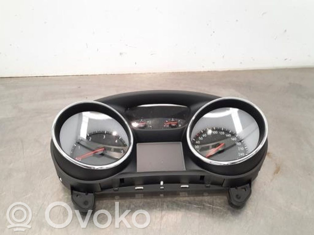 Opel Astra K Vitezometru (grup de instrumente) 