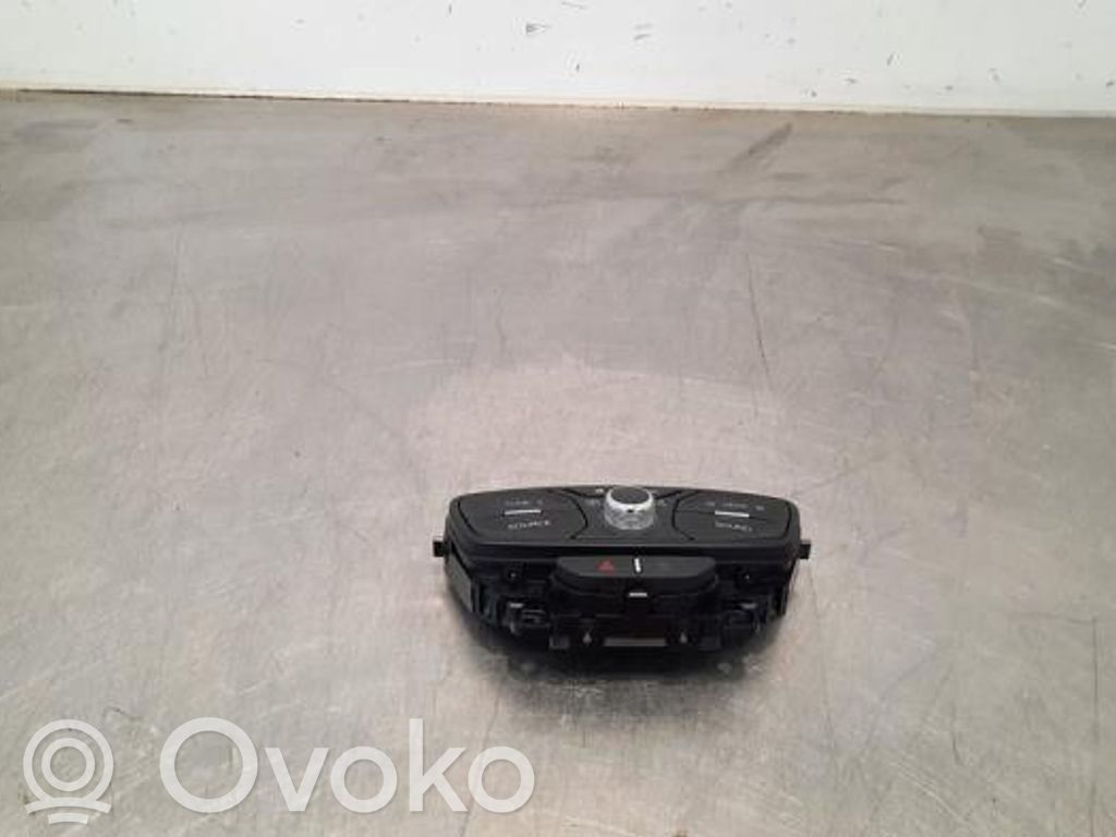 Ford Transit Panel radia 