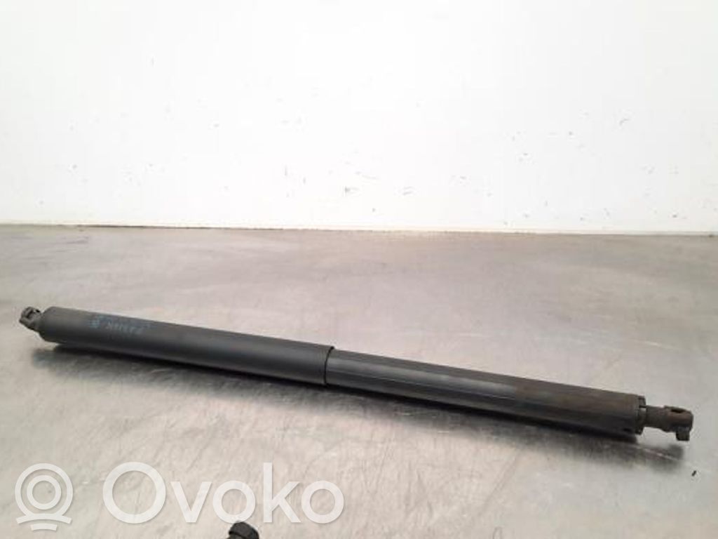 BMW X1 F48 F49 Amortyzator / Siłownik tylnej klapy bagażnika 