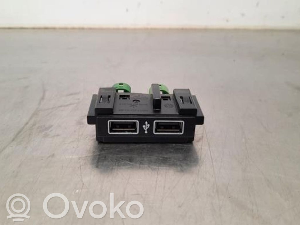 Volkswagen T-Roc Enchufe conector USB 