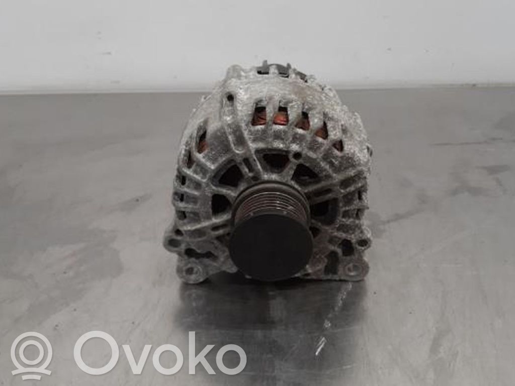 Volkswagen Transporter - Caravelle T5 Alternador 
