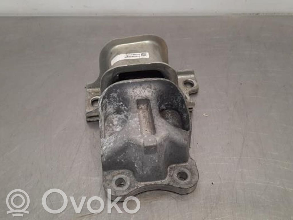 Peugeot Boxer Engine mount bracket 