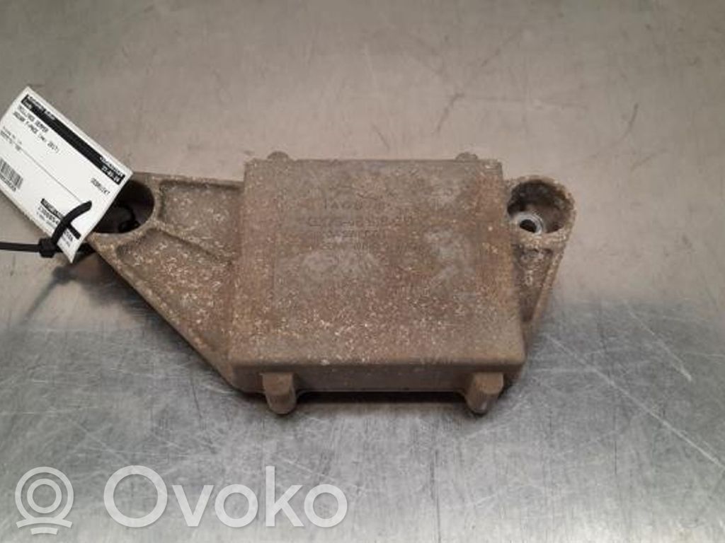 Engine mount bracket   GX734B148CB,GX734B148CB