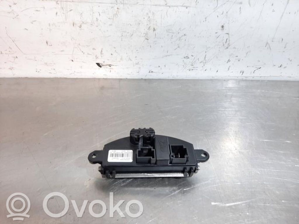 Skoda Scala Lämpöpuhaltimen moottorin vastus 
