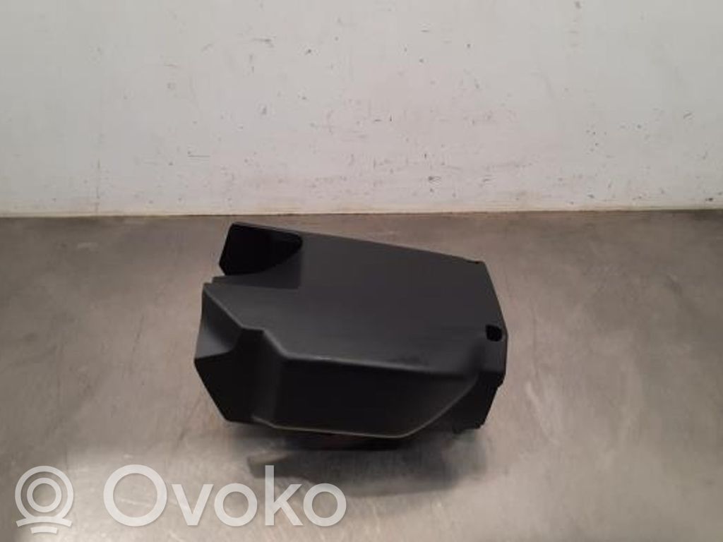 Peugeot 5008 Altra parte del vano motore 