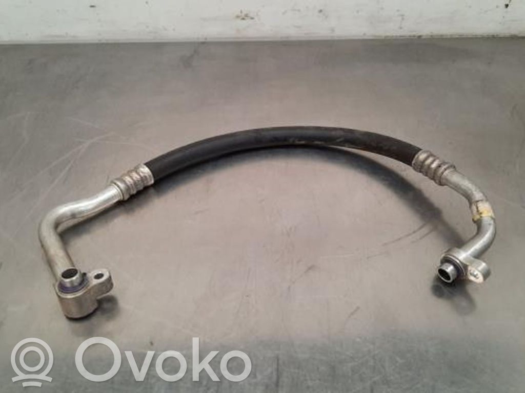 Opel Astra K Ilmastointilaitteen putki (A/C) 