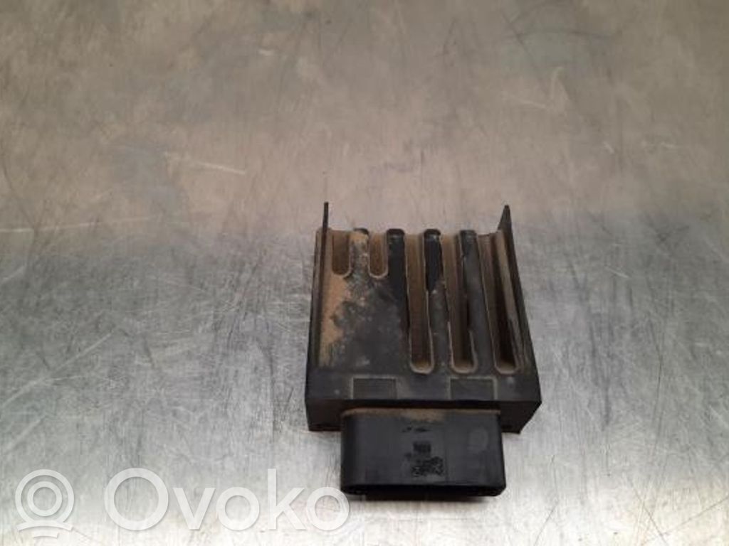 Volkswagen Golf VII Unité de commande / module de pompe à carburant 