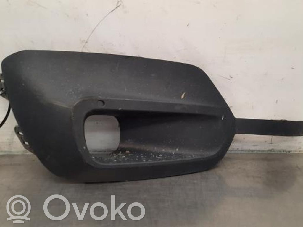 Opel Combo E Etusumuvalon ritilä 
