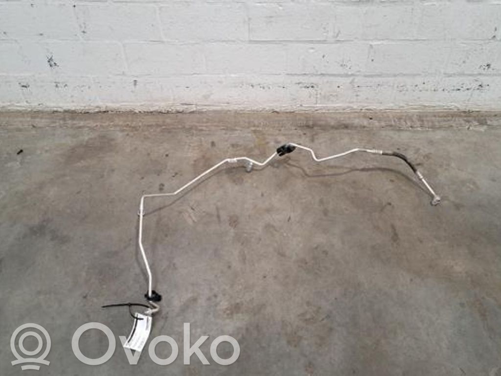 Peugeot 208 I Ilmastointilaitteen putki (A/C) 
