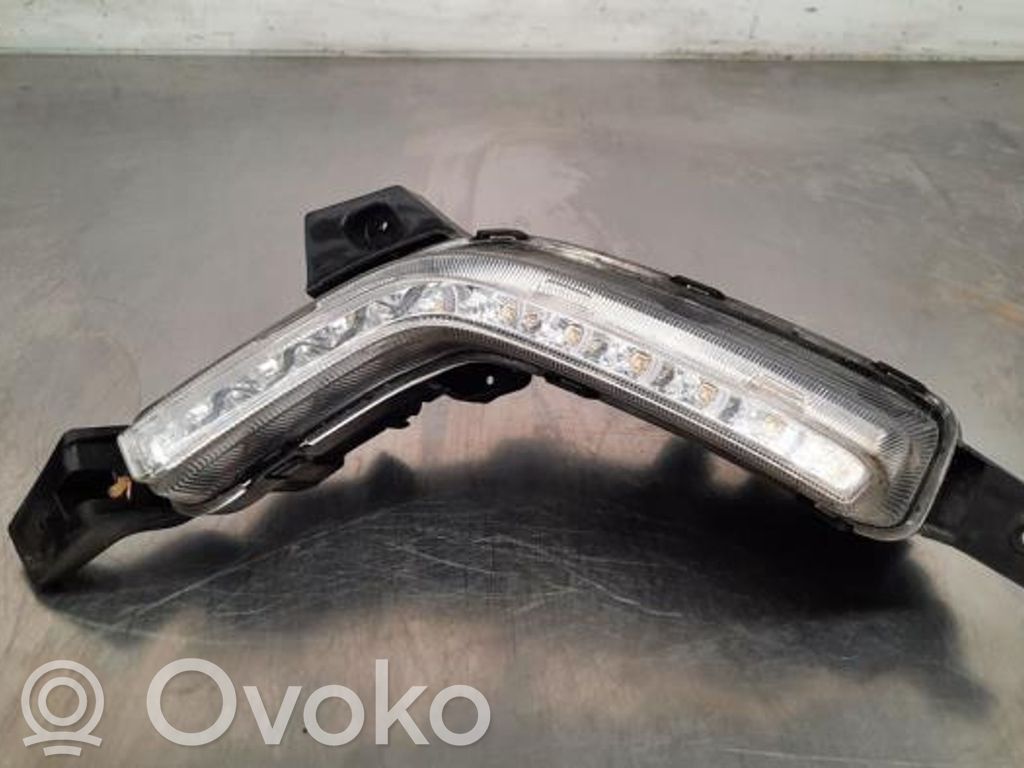 Hyundai i10 Faro diurno con luce led 