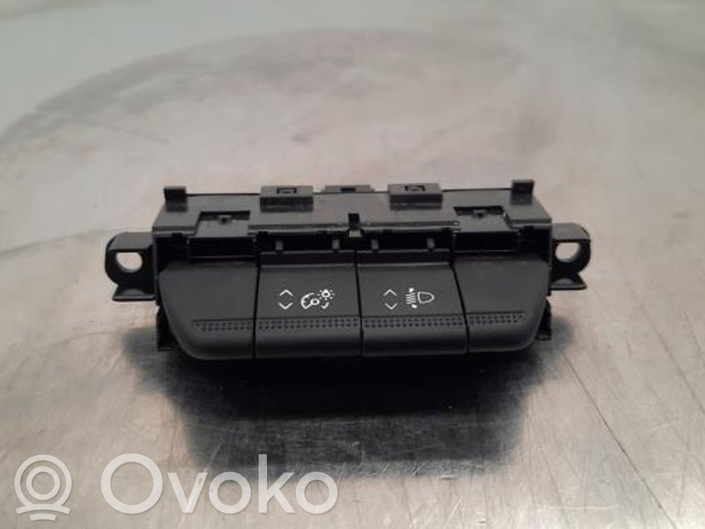 Renault Trafic III (X82) Suspension ride height/mode switch 