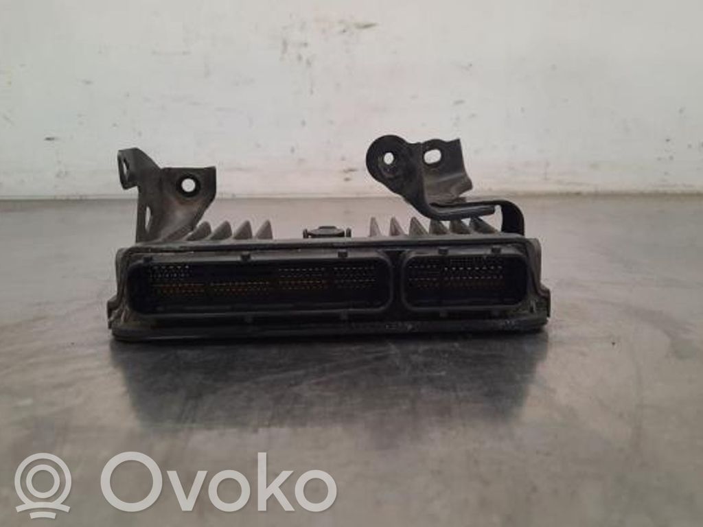 Toyota Yaris XP210 Unitate/modul de control motor