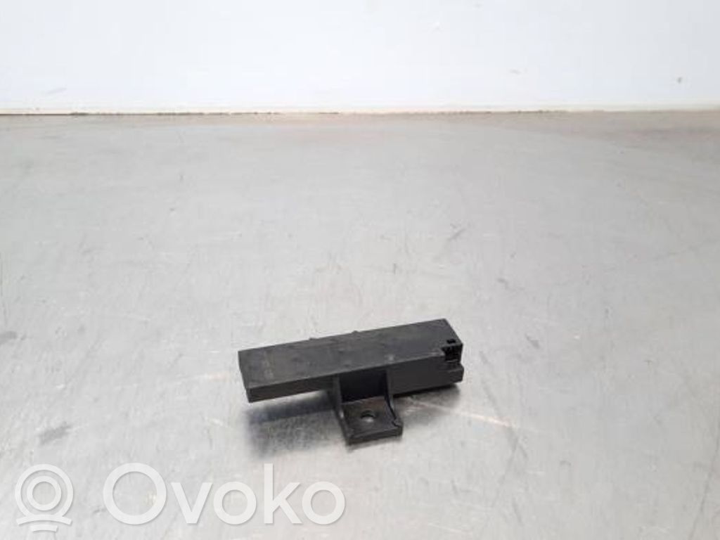 Antenne système sans clé   80A907247