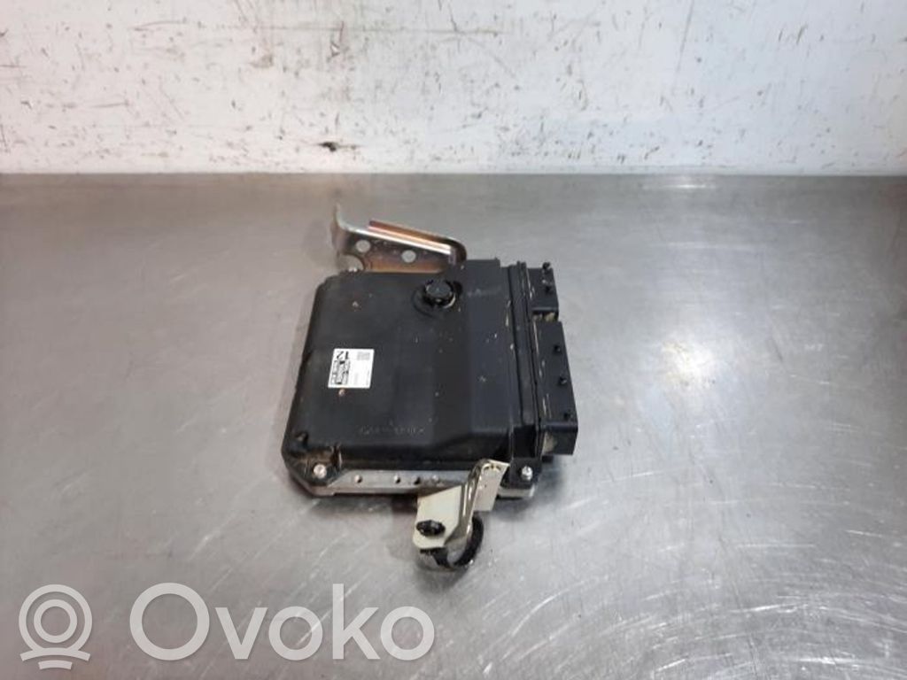 Lexus CT 200H Engine control unit/module 
