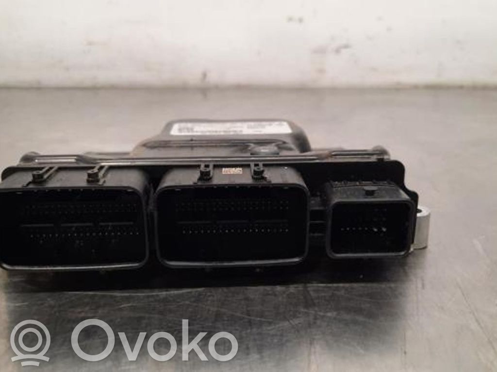 Renault Trafic III (X82) Engine control unit/module 