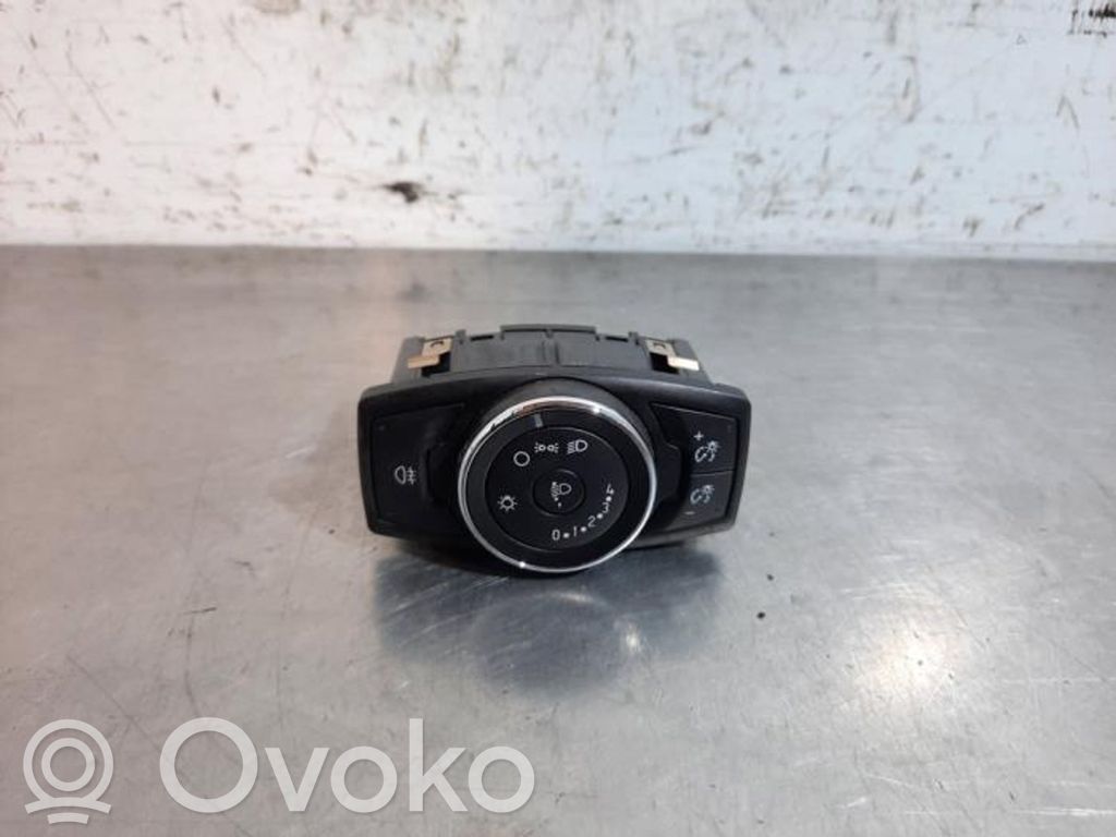 Ford Transit Courier Light switch 